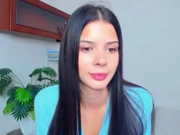 softlyy_bold from Chaturbate