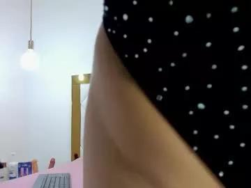 sophie_kenner from Chaturbate