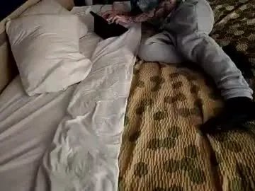 staightupdownbad from Chaturbate