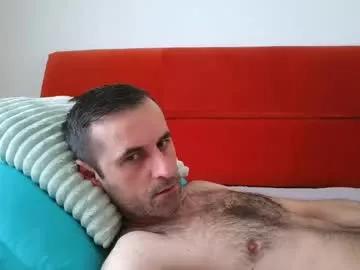Naked Room stevenpit 
