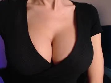 sweet_lil_thing on Chaturbate 