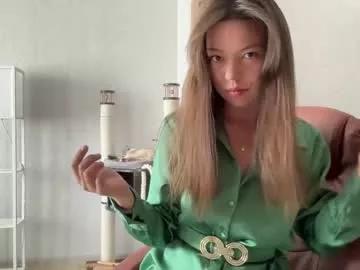 sweetdreamvic from Chaturbate