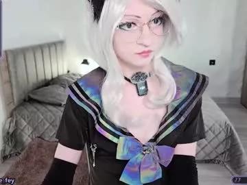 Naked Room sylvie_fey 