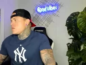tatteddaddy9000 from Chaturbate