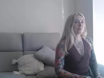 tattoobbgirl from Chaturbate