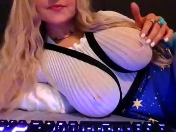 thepeachprincess from Chaturbate