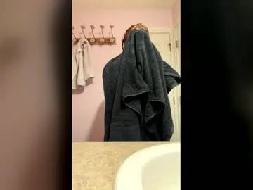 thickgingergoddess from Chaturbate