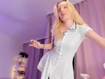 tiffy_fox from Chaturbate