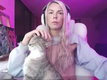 Naked Room tinykylie 