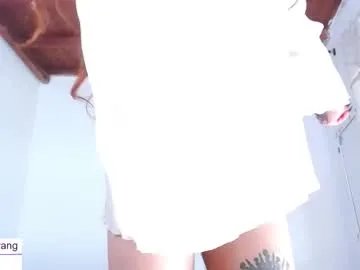 trix_fiore_oficial from Chaturbate