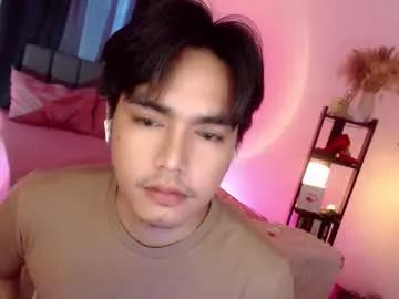 ultimatesexytrans from Chaturbate