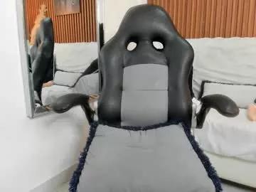 valentinaa_blaze from Chaturbate