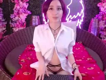 Velvet_c4k3 from Chaturbate