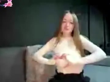 vestaszanto from Chaturbate