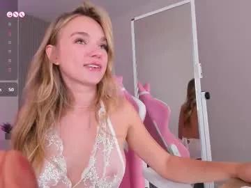 Virrginchloee from Chaturbate