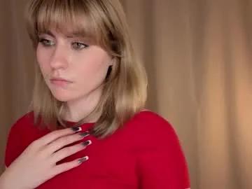 Vivandellapenna from Chaturbate