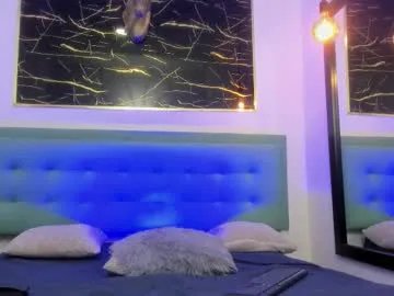 xandergrey8 from Chaturbate