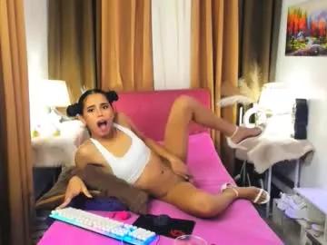 Yanna_faulkerson from Chaturbate