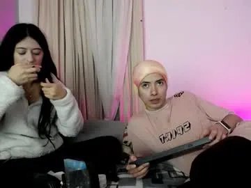 yellowpokemon from Chaturbate