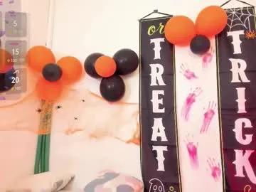 Yunna7 from Chaturbate