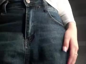 zeldaes from Chaturbate