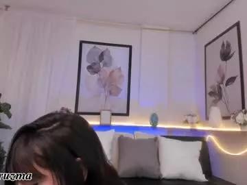 Naked Room zoee_cruz 