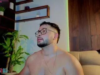 andreww_brownn from Flirt4Free