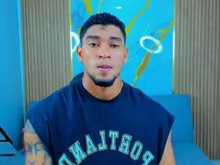anthom_wells from Flirt4Free
