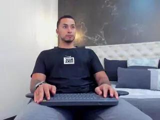 brandon_flex from Flirt4Free