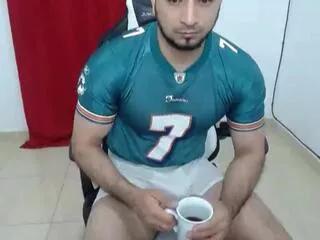 deuxes from Flirt4Free