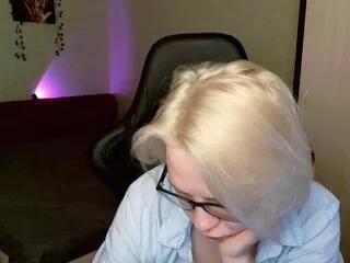 gretta_stone from Flirt4Free