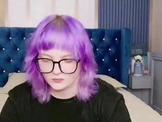 janel_flowers from Flirt4Free