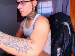 jay_malonne from Flirt4Free