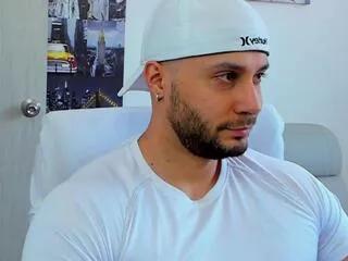 luke_siner from Flirt4Free