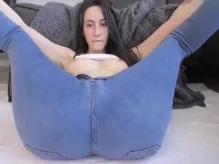 mika_greys from Flirt4Free