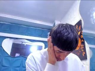 nathan_maxime on Flirt4Free
