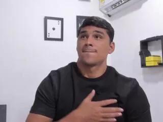 noah_lahm on Flirt4Free