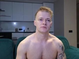 pashka_x from Flirt4Free