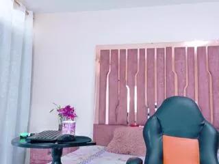sol_evanss from Flirt4Free
