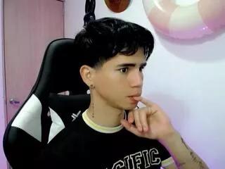 tayson_millerss from Flirt4Free