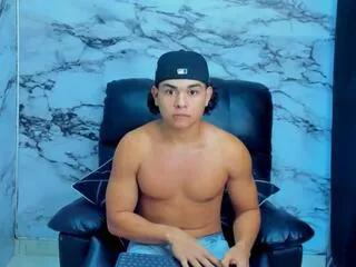 tyrone_dallas from Flirt4Free