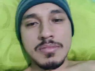 willer_fox from Flirt4Free