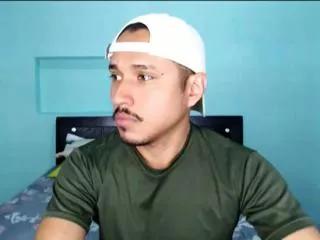 willer_fox from Flirt4Free