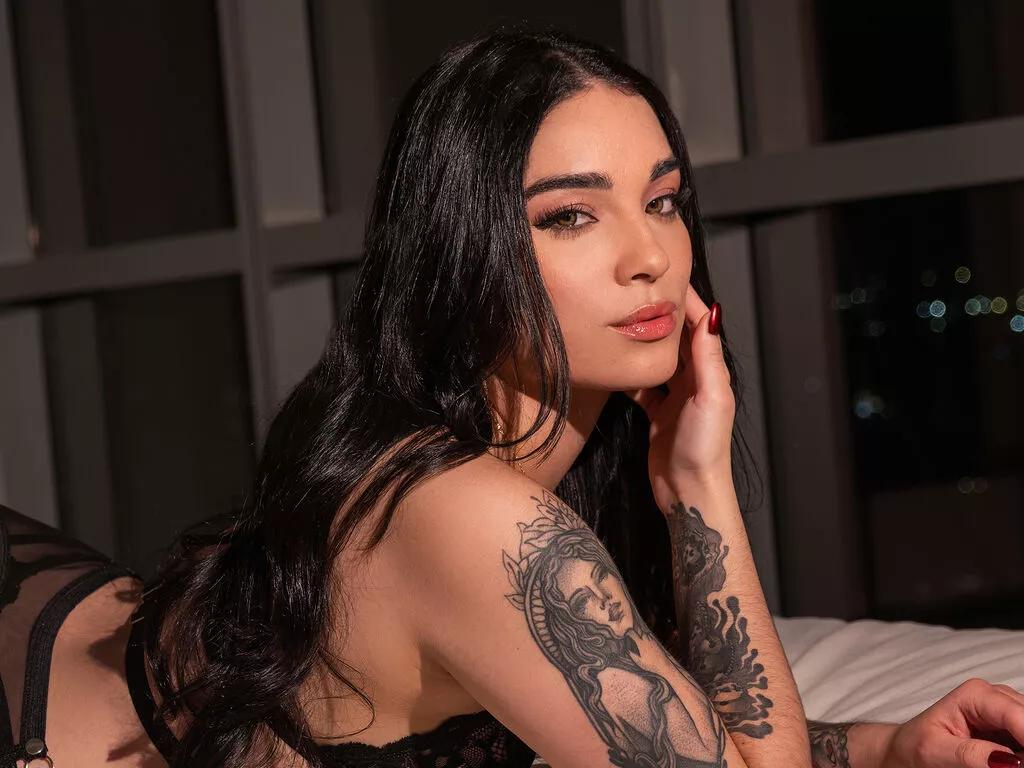 AdalineCuervo from LiveJasmin