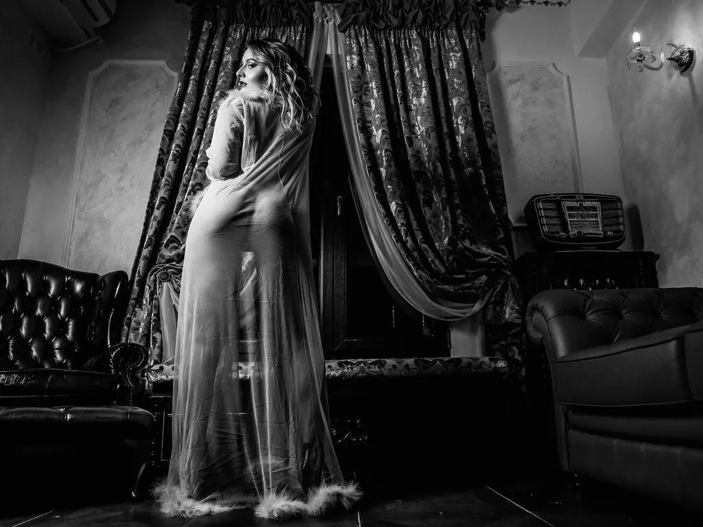 AmelieSkylar from LiveJasmin