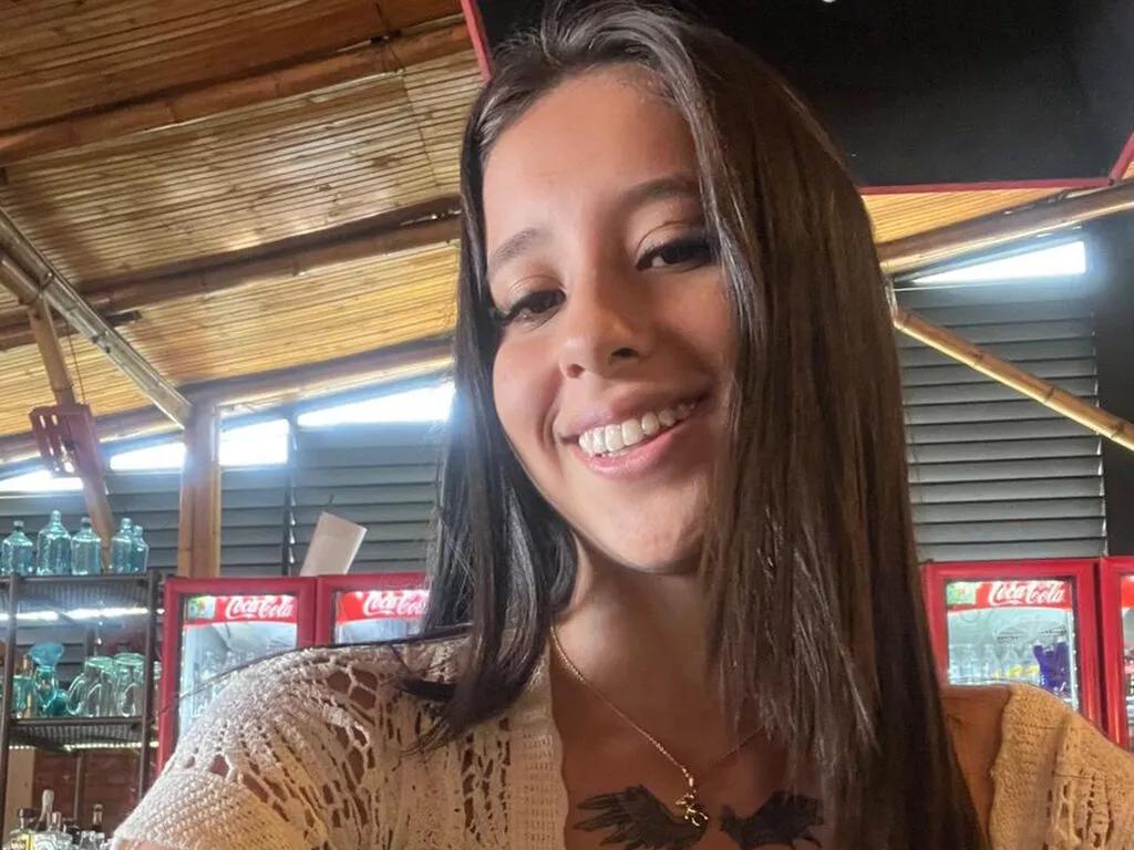 BellaLeroi from LiveJasmin