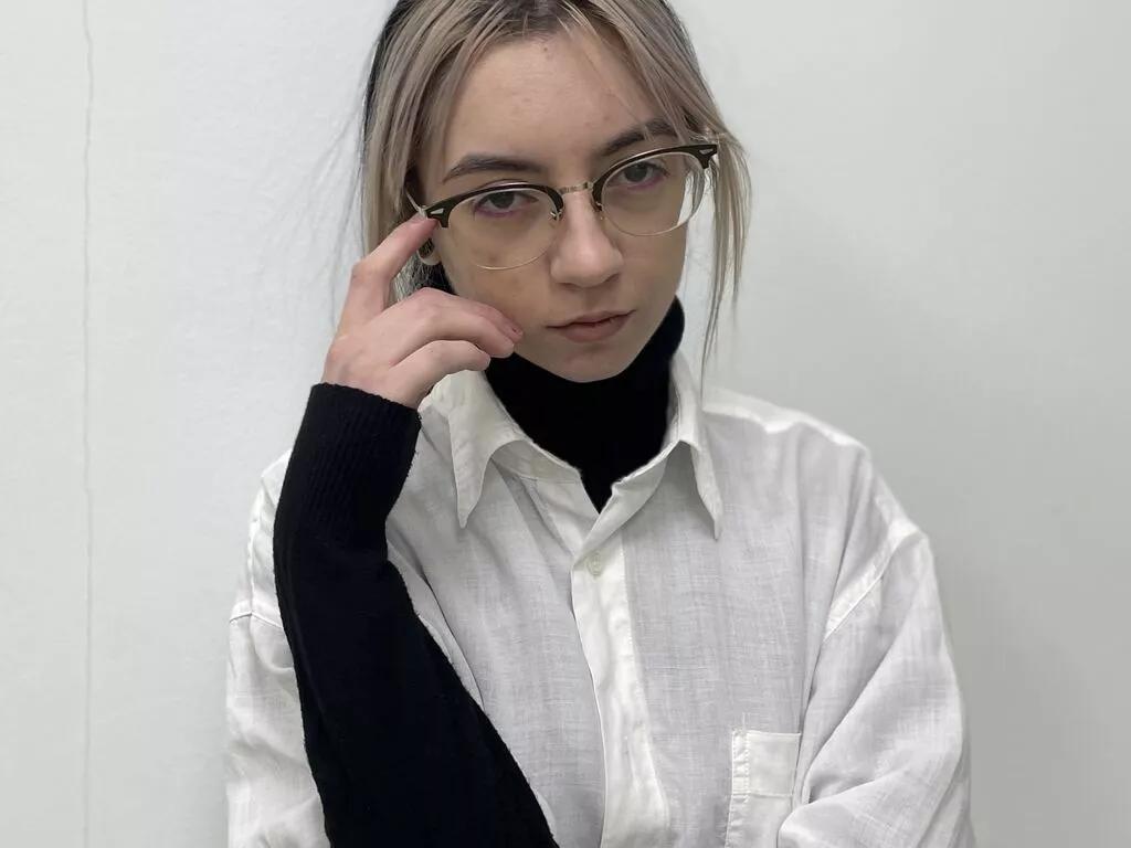 BonnieBreed from LiveJasmin