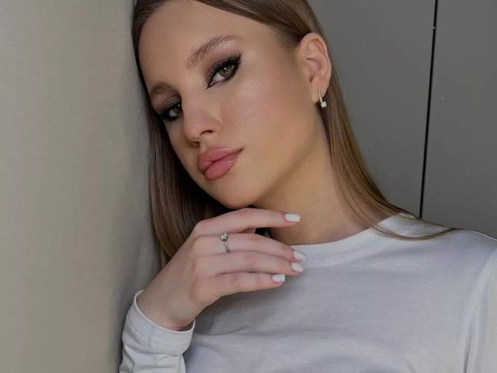 CandiCansew from LiveJasmin