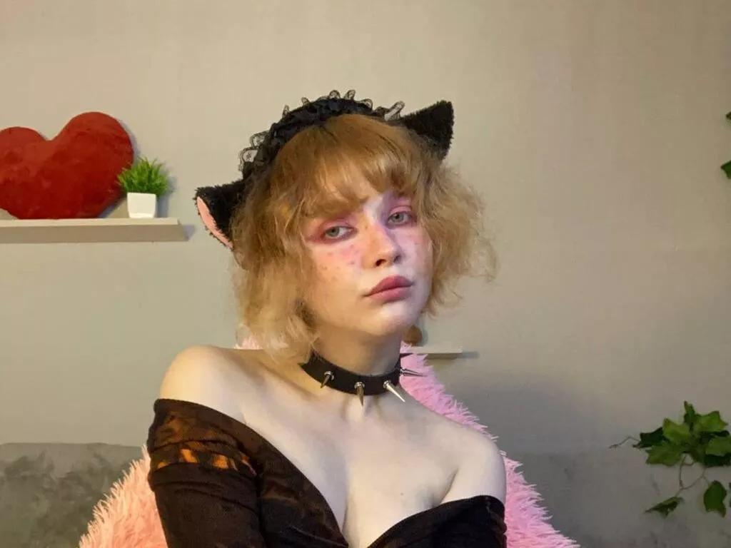 FuriKreks from LiveJasmin