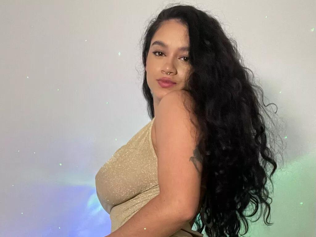LyzGuzman from LiveJasmin